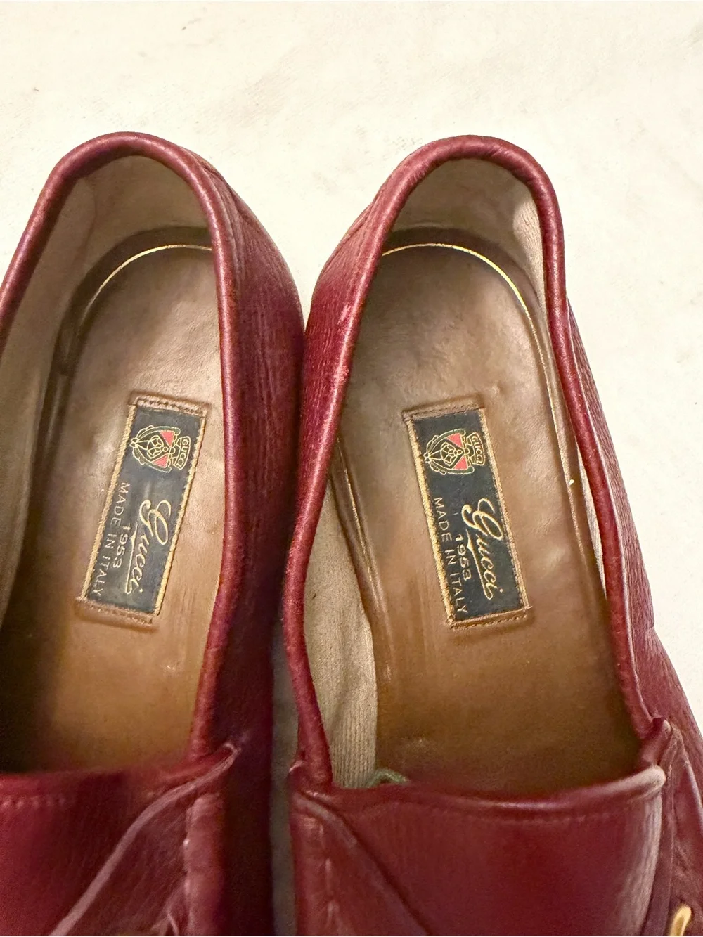 Gucci Burgundy Leather Horsebit Loafers, pre-owned, gently used,SZ10